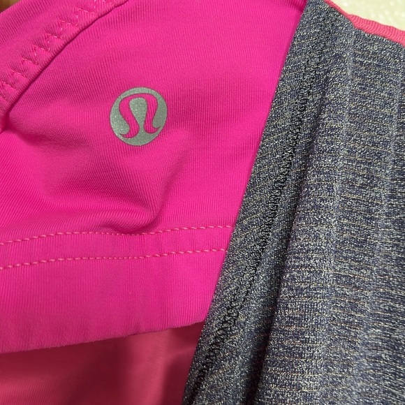 Lululemon Run Back on Track Pink Navy Tank Women Size 6 - Picture 3 of 5